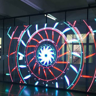 Częstotliwość odświeżania 3840HZ Przezroczysty szklany ekran LED do centrum handlowego